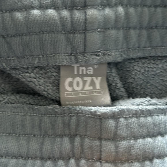 TNA Cozy Fleece Sweatpants - Picture 2 of 5